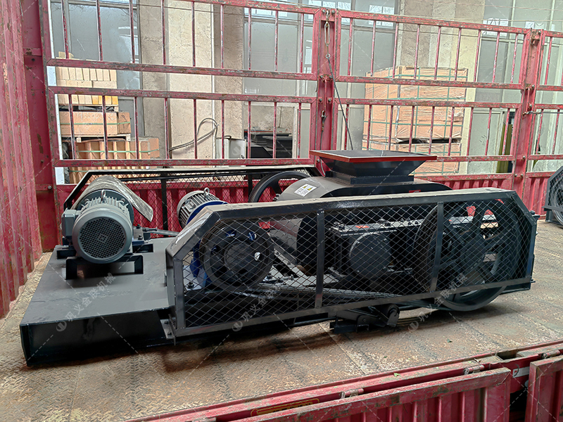 為何越來越多的礦山選擇雙齒輥而非顎式破碎機？這3點很關鍵！